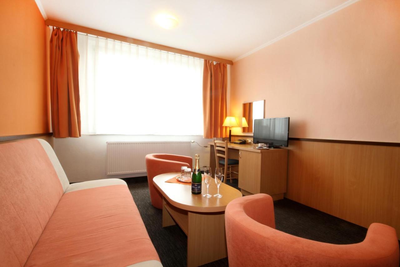Hotel Strážnice Eksteriør billede
